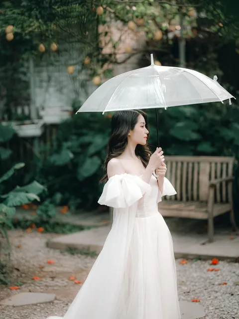 Robe de mariée longue princesse en tulle avec décolleté en forme de cœur Vêtements et accessoires