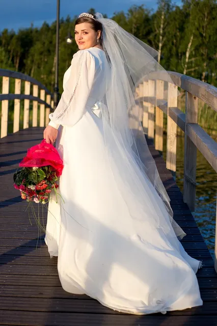 Robe de Mariée Femme Épaule Applique Floral Dentelle Robe de Bal Robe de Mariée Mariée à Lacets Retour Robe de Mariée en Tulle A-Ligne de Bal D'Étudiants Formelle Soirée Robe de Soirée Robe Robe de S Vêtements et accessoires