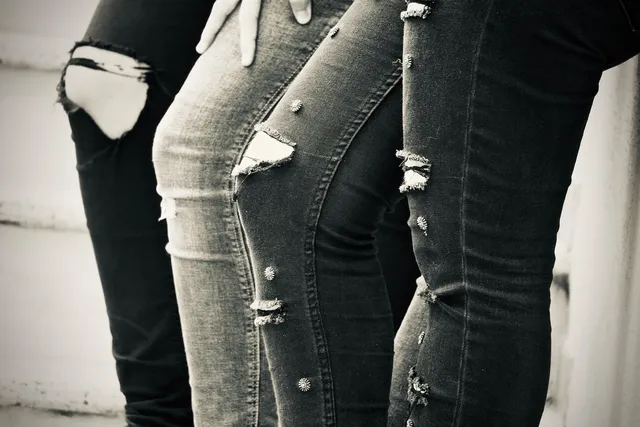 LAEMILIA Jeans Taille Haute Droit Pantalon Jambes Larges Pant Ample Casual Fermeture Eclaire avec Plusieurs Poches Pratiques Décontractée Mode Chic pour Fille Dame Vêtements et accessoires
